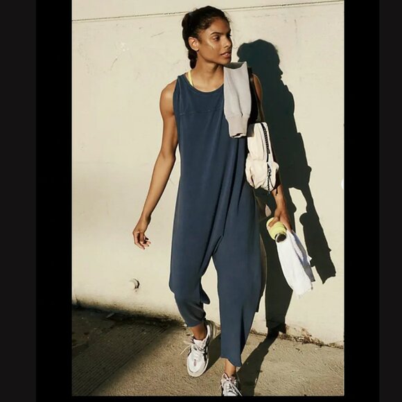 Free People Hot Shot Onesie Twisted in Navy Marin ๐ Factory Sealed - Picture 4 of 9